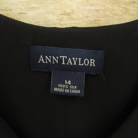 Ann Taylor Black Split Front Tie Collar Silk Cover M - Picture 7 of 15